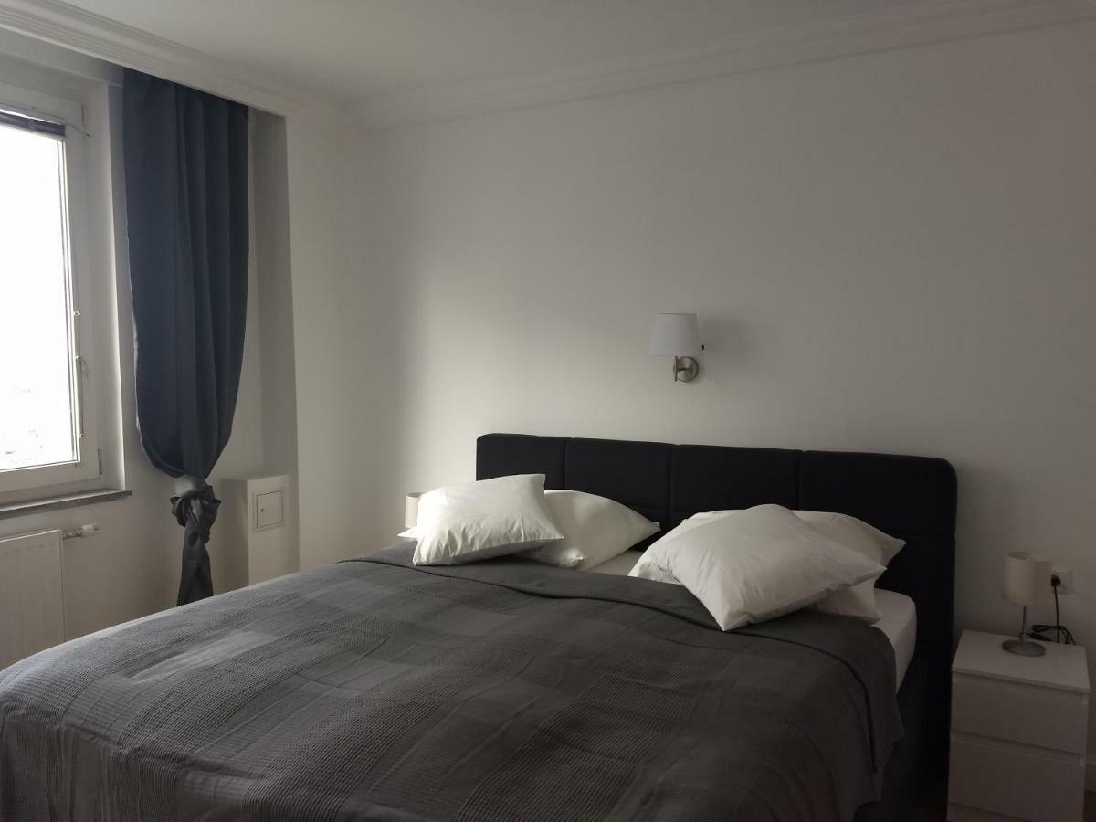 Rema Ferienwohnung Schwedenplatz Вена Экстерьер фото